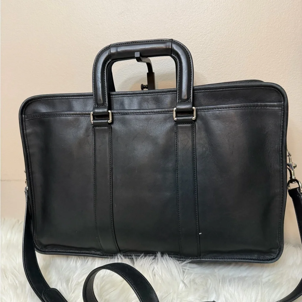 Coach Business 2-way Bag F70374